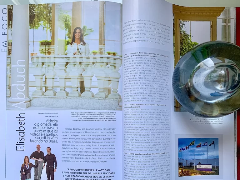 MIDIA SELECIONADA - REVISTA DOME matéria sobre Elisabeth Abduch
