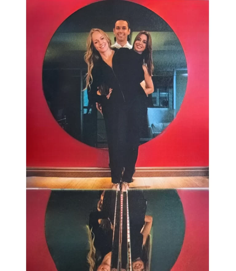 In the photo, fashion designer Cecília Echenique, interior decorator José Roberto Moreira do Valle
and architect and entrepreneur Elisabeth Abduch.  Photo credit Casa Vogue.